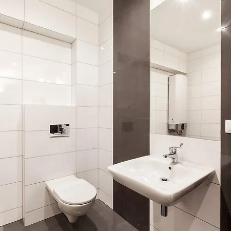 Hostel Cinema Πόζναν