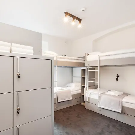 Cinema Hostel *