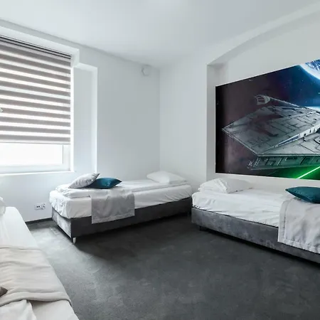 Cinema Hostel *