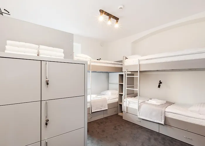 Cinema Хостел *